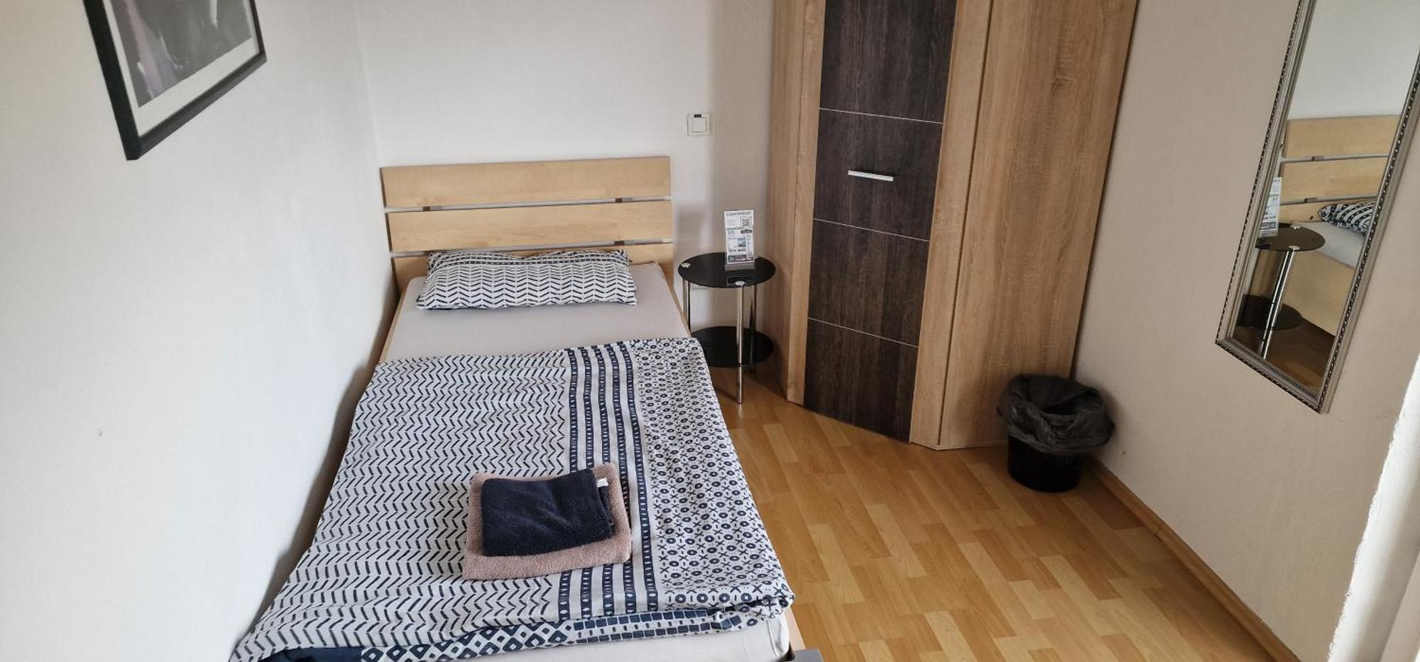 Rooms & Apartments Schwäbisch Gmünd מראה חיצוני תמונה