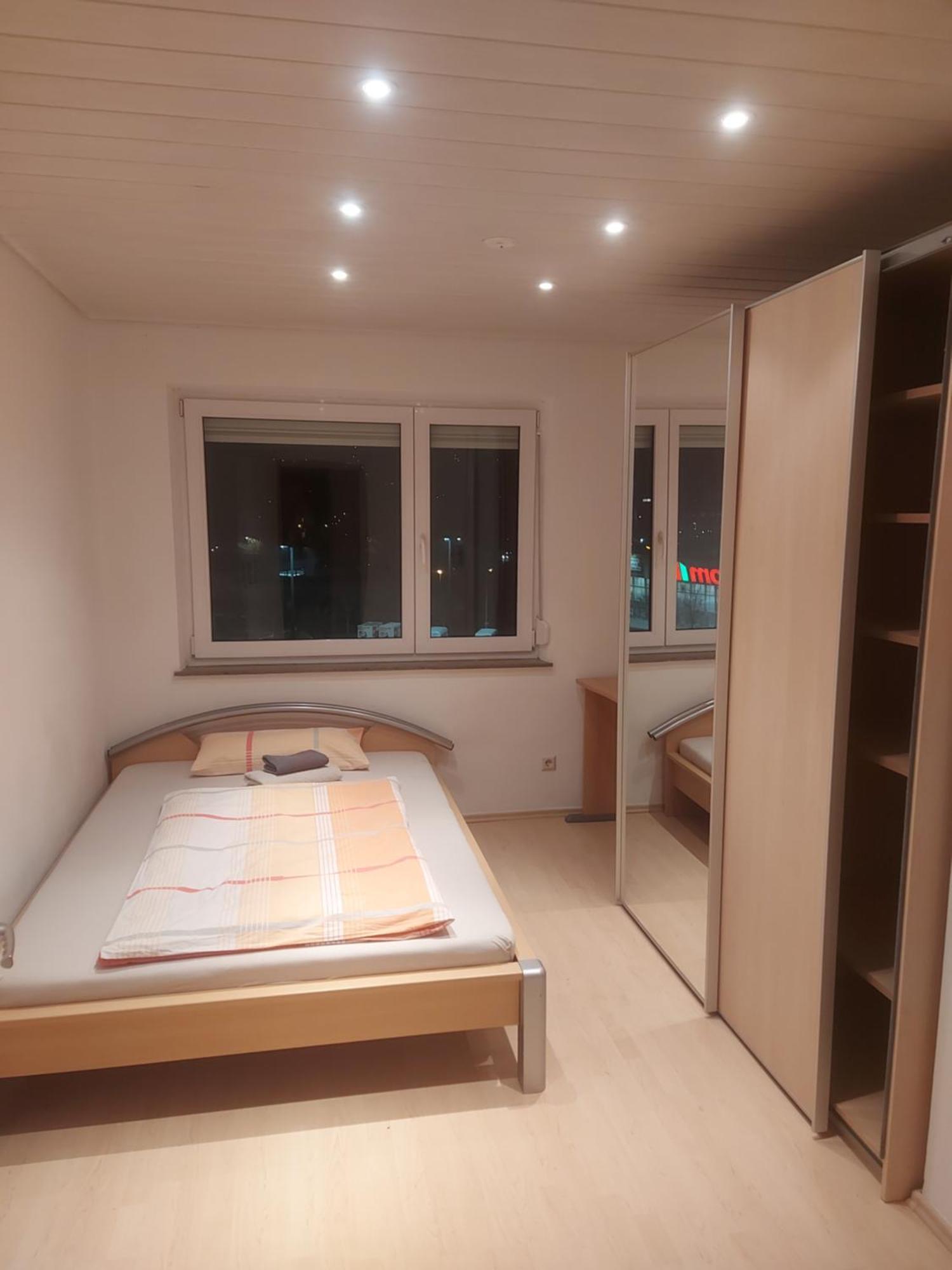 Rooms & Apartments Schwäbisch Gmünd מראה חיצוני תמונה